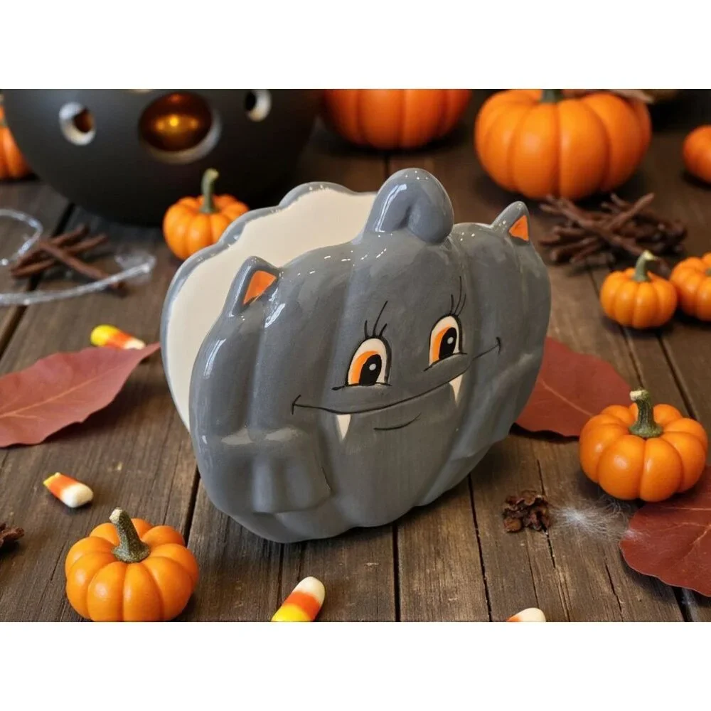 New Ceramic Grey Happy Smiling Bat Halloween Dinning Napkin Holder